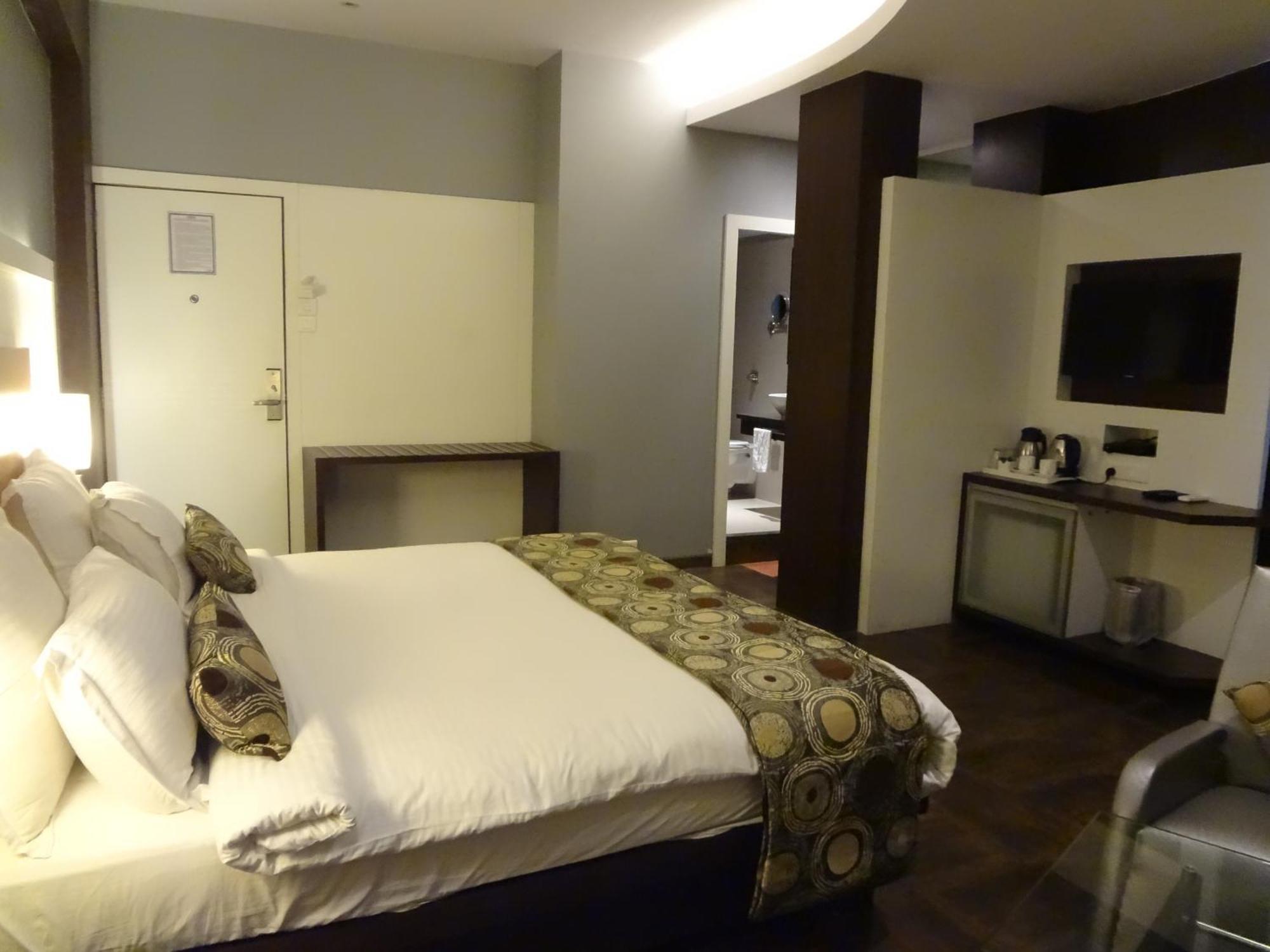 Hotel Galaxy Βομβάη Εξωτερικό φωτογραφία
