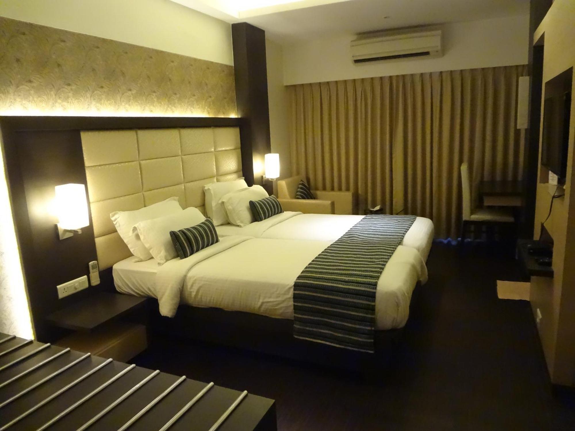 Hotel Galaxy Βομβάη Εξωτερικό φωτογραφία