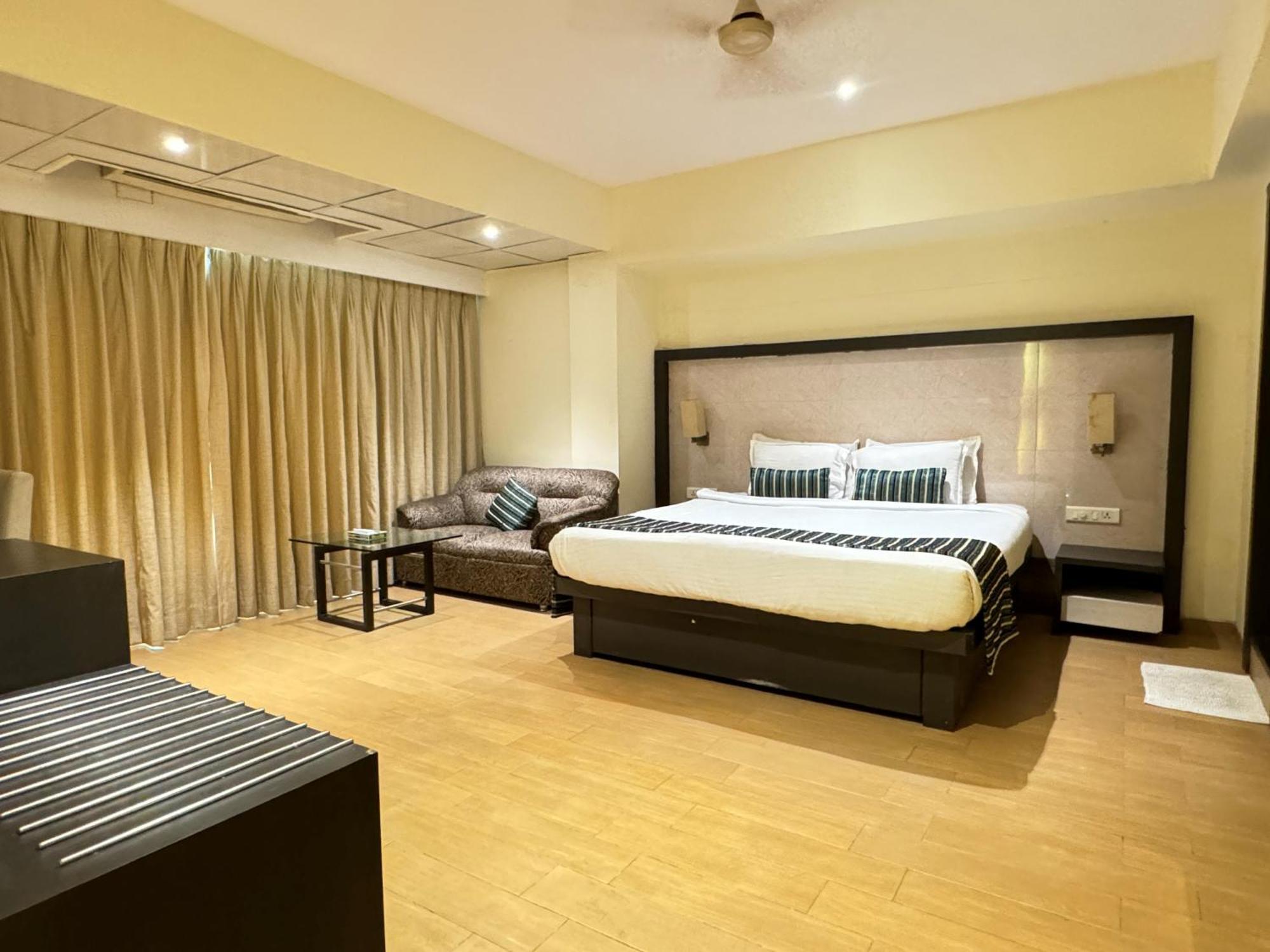 Hotel Galaxy Βομβάη Εξωτερικό φωτογραφία